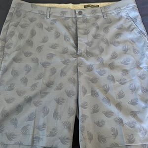 Greg Norman mens shorts. Never worn